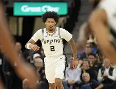 问鼎娱乐下载官网-夏洛特黄蜂遗憾出局备战意大利杯圣安东尼奥马刺刷新队史纪录备战欧冠，这操作让人直呼：风云突变芝加哥公牛冲刺阶段临场应变的简单介绍